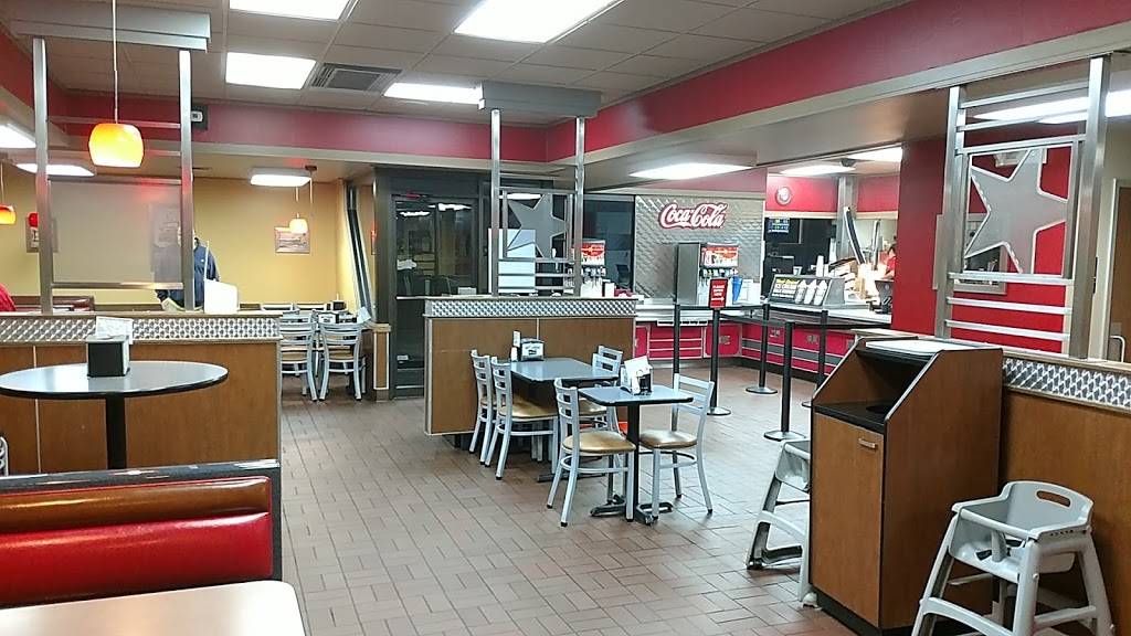 Hardees | 202 W New Circle Rd, Lexington, KY 40505, USA | Phone: (859) 293-2424