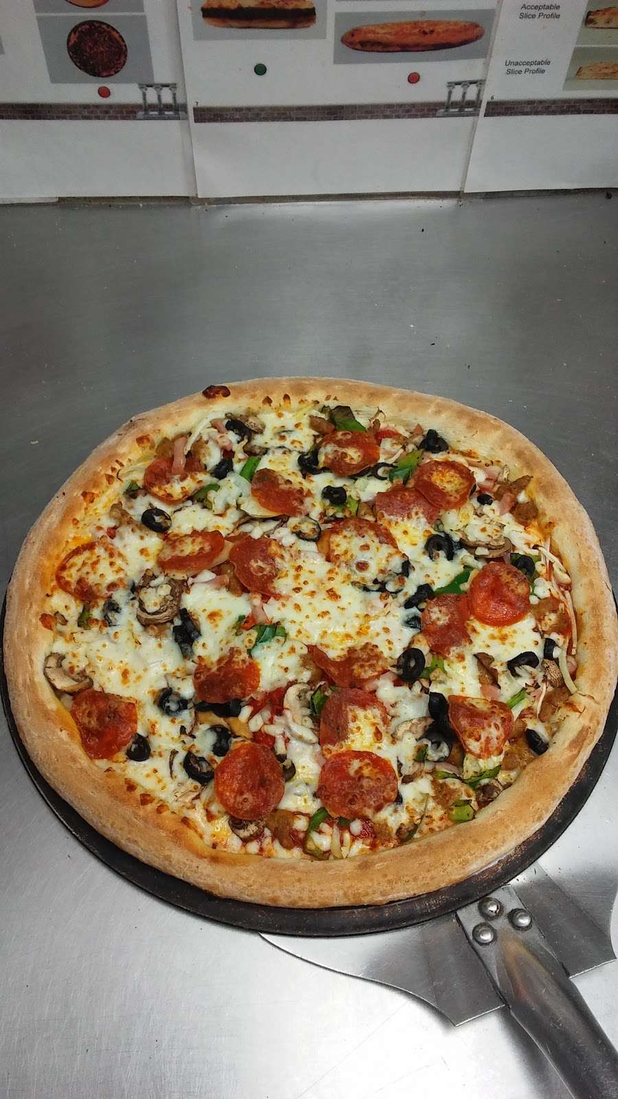 Papa Johns Pizza | 1030 Freeland Dr Suite 100, Salisbury, NC 28144, USA | Phone: (704) 637-7272