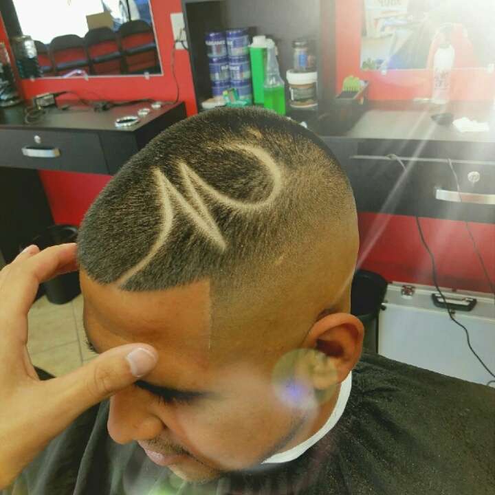 Supreme Kutz Barber Shop | 2902 S New Braunfels Ave, San Antonio, TX 78210, USA | Phone: (210) 251-4011