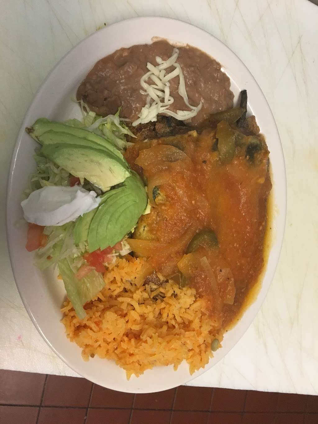 TAQUERIA LAS ISAVELLAS | 10429 s Ewing ave 1/2, Chicago, IL 60617, USA | Phone: (773) 374-6243