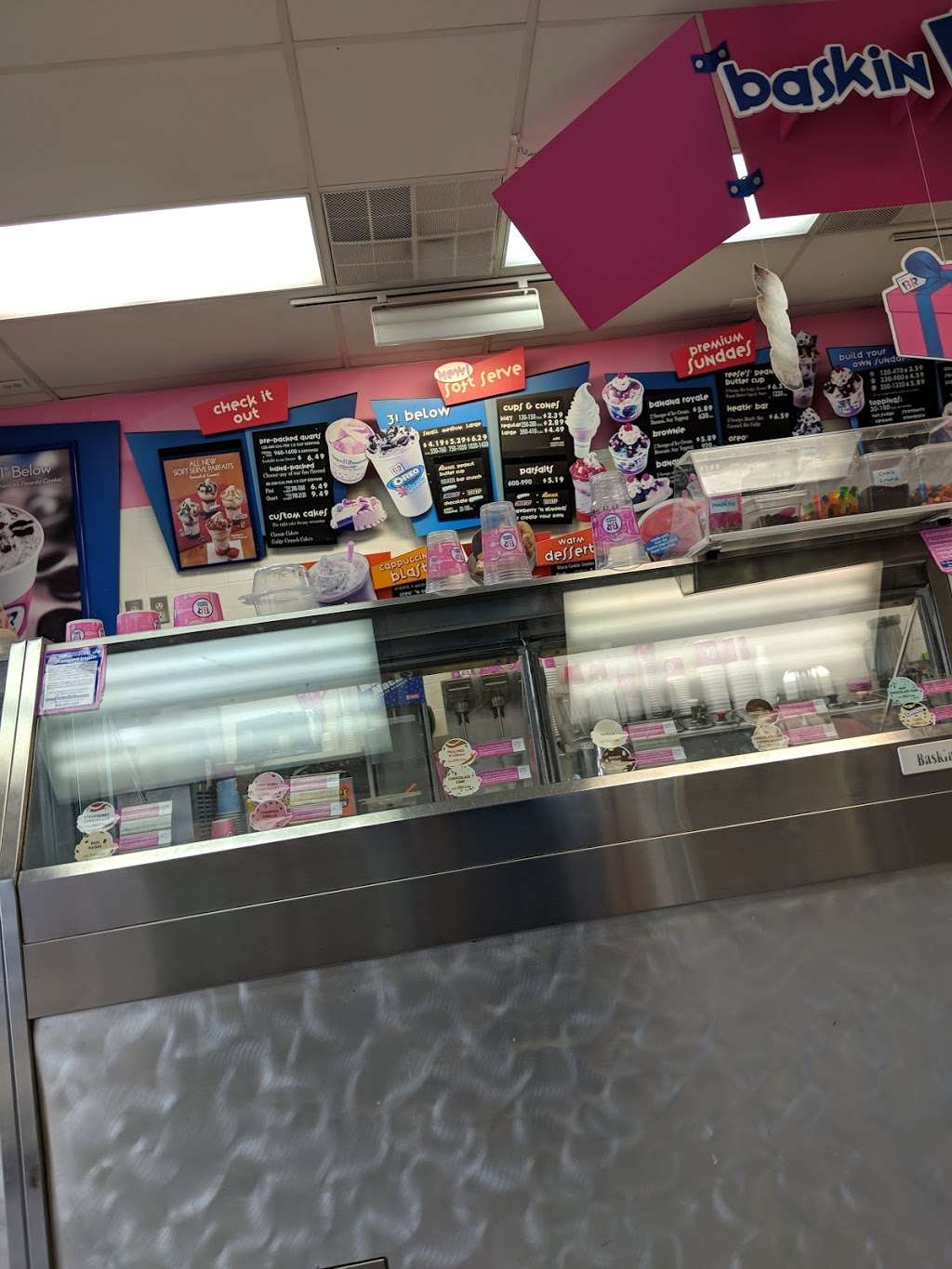 Baskin-Robbins | 7606 City Ave, Philadelphia, PA 19151, USA | Phone: (215) 879-4610