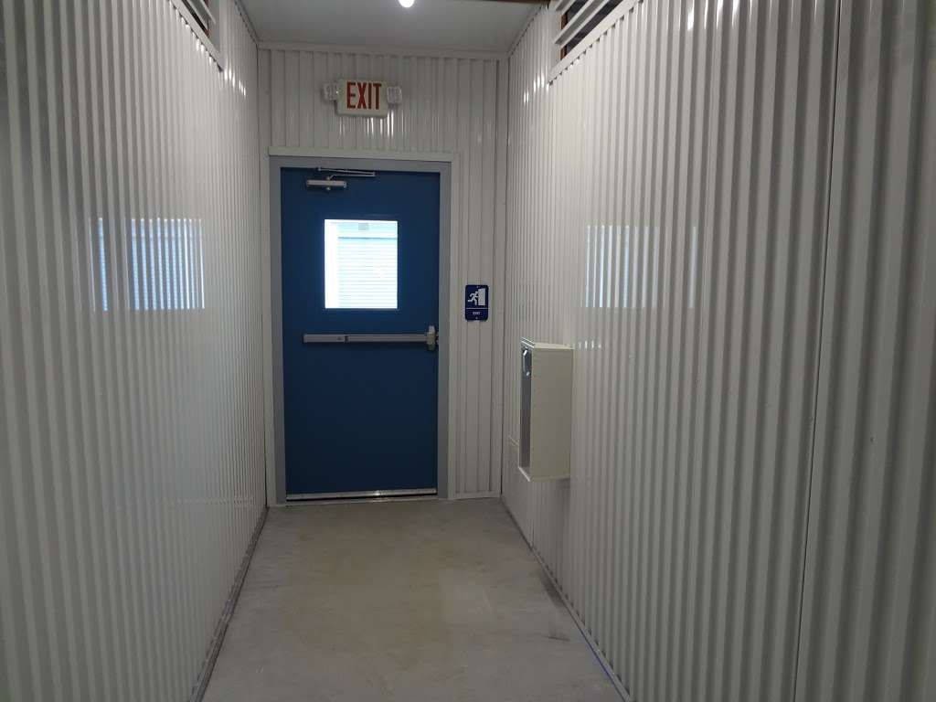 Small Spaces Storage | 498 Hoch Rd, Blandon, PA 19510, USA | Phone: (610) 944-9200