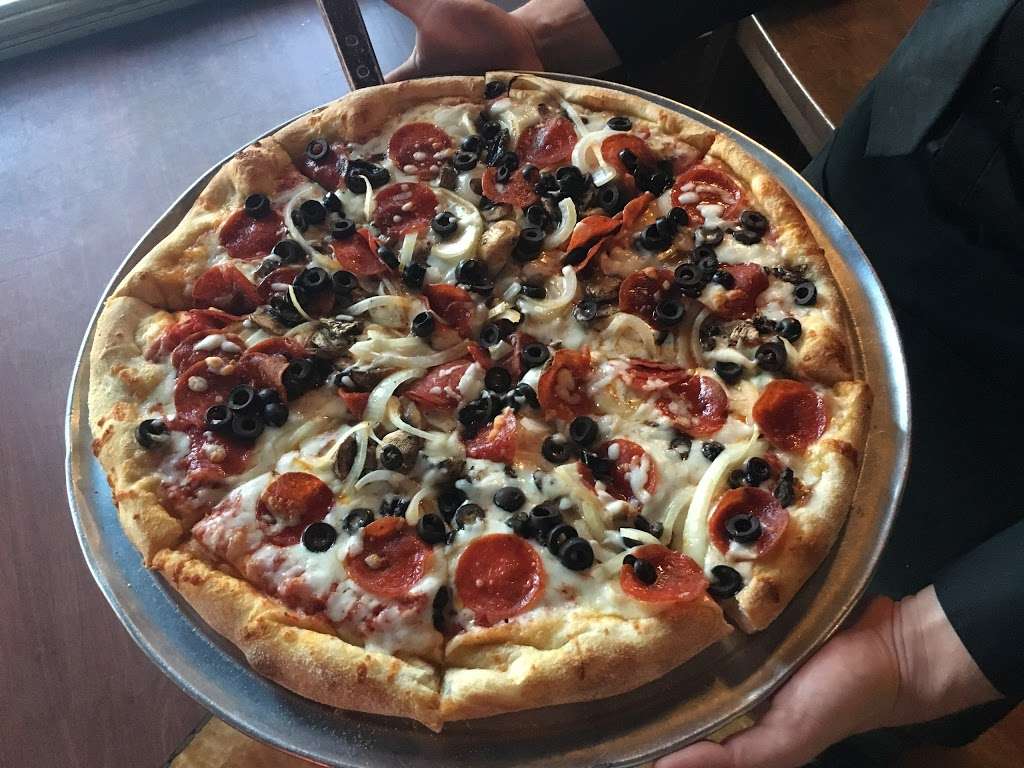 I Love NY Pizza Restaurant Bar & Grill | 532 Cagan Park Ave, Clermont, FL 34714, USA | Phone: (352) 432-3928