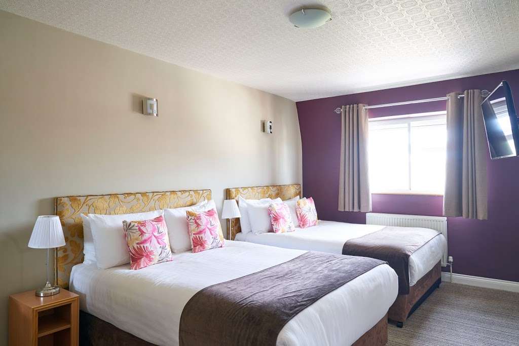 Antoinette Hotel Wimbledon | The Broadway, London SW19 1SD, UK | Phone: 0844 567 8955