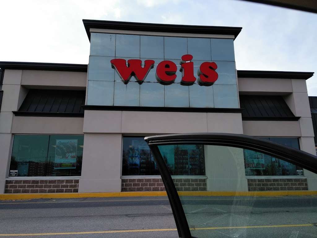 Weis Markets | 1700 Fruitville Pike Ste A, Lancaster, PA 17601, USA | Phone: (717) 397-8127