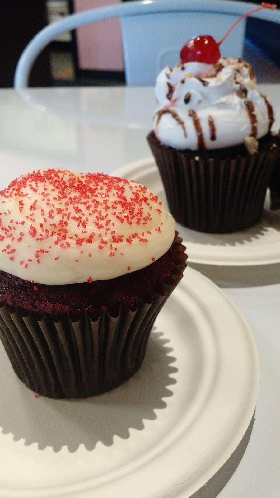 SmallCakes Cupcakery | 14150 W 119th St, Olathe, KS 66062, USA | Phone: (913) 397-9975