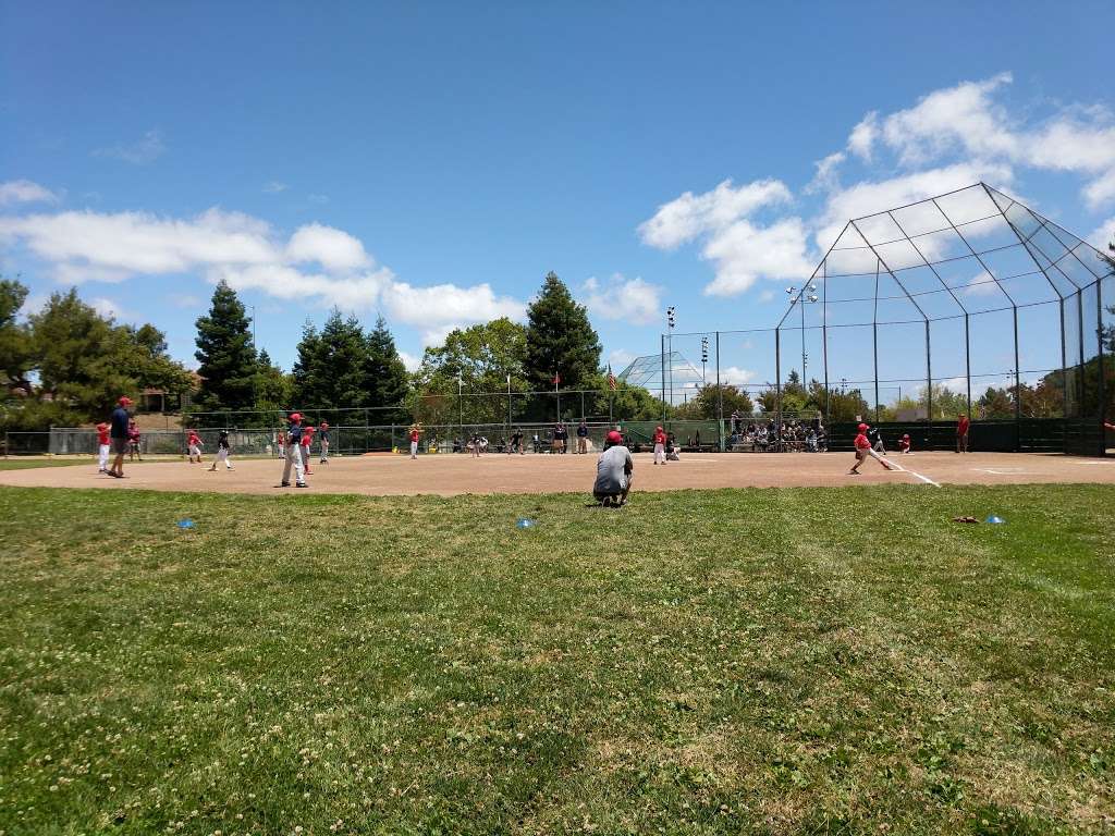 Highlands Park North Baseball Diamond | 200-, 298 Aberdeen Dr, San Carlos, CA 94070
