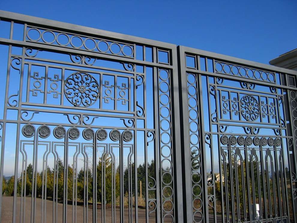 Viking Fence Supply Store and Commercial Contractor | 2975 Industrial Ln, Garland, TX 75041, USA | Phone: (972) 293-1265