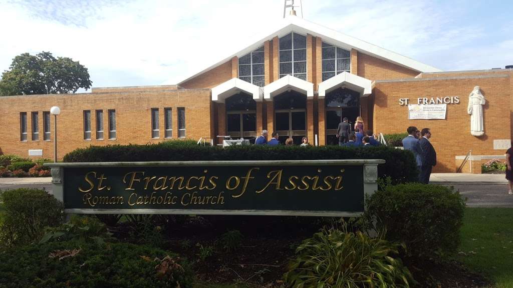 St Francis of Assisi Church | 29 Clay Pitts Rd, Greenlawn, NY 11740, USA | Phone: (631) 757-7435