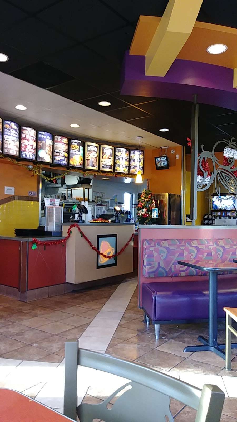 Taco Bell | 2544 S Archibald Ave, Ontario, CA 91761 | Phone: (909) 947-1431