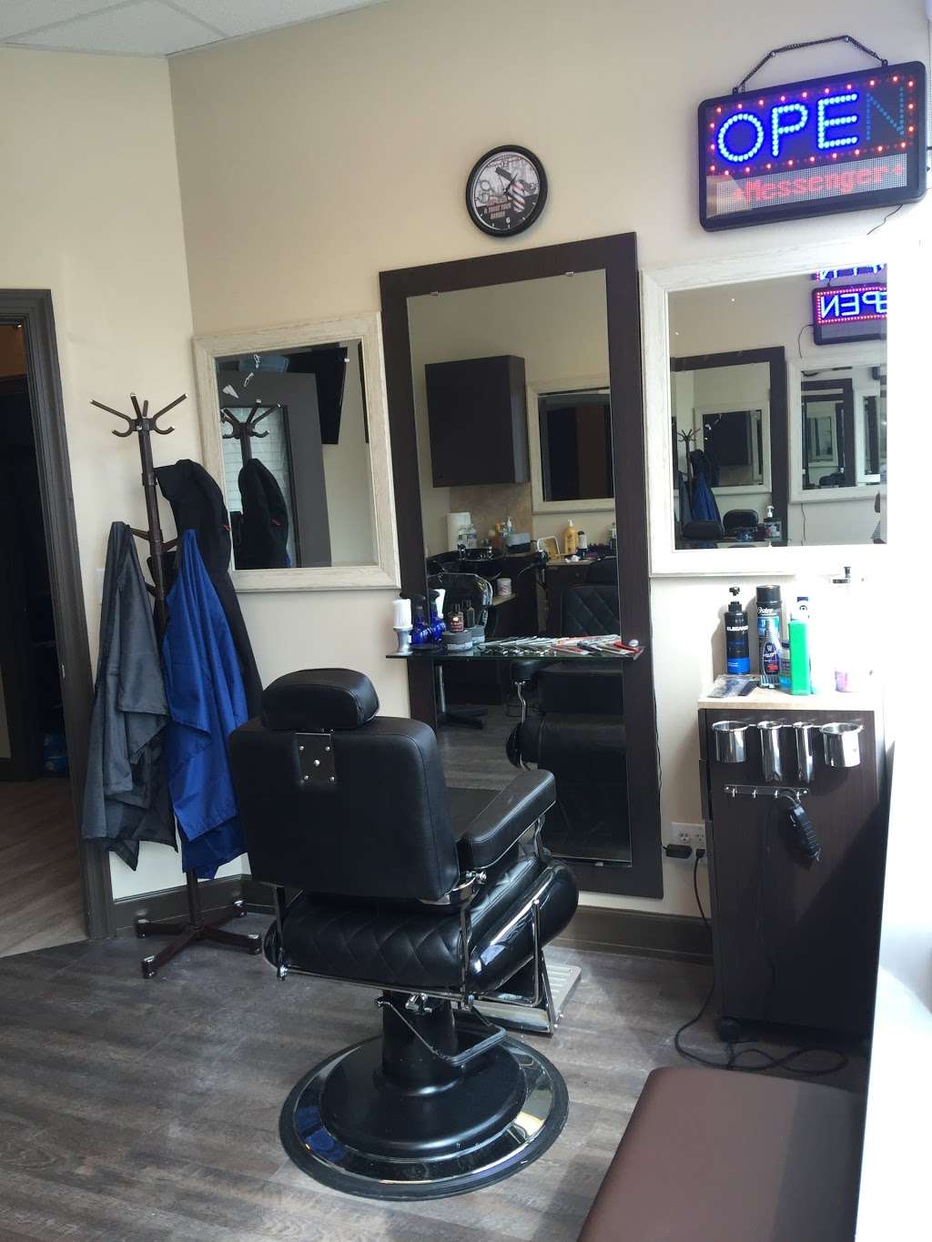 khalid barber shop | 901 N Nelson St unit 140, Arlington, VA 22203 | Phone: (571) 236-4496