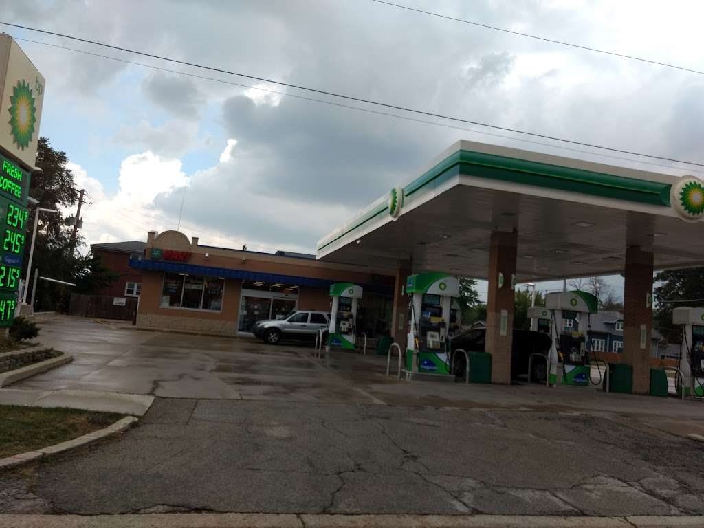 BP | 217 E Irving Park Rd, Wood Dale, IL 60191, USA | Phone: (630) 659-3907