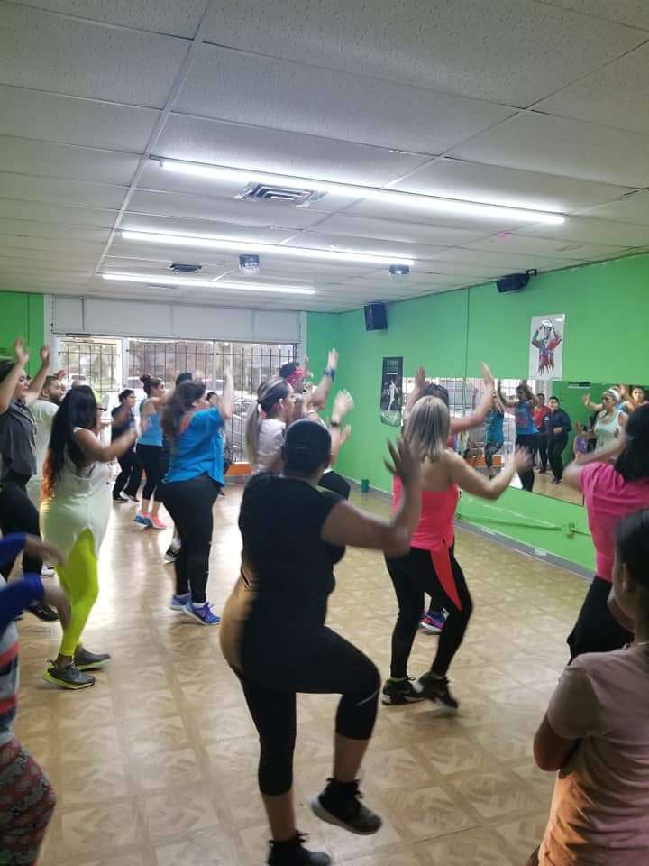 Lindas club nutricion (zumba)???????? | 7713 Tanglewilde St, Houston, TX 77036, USA | Phone: (713) 349-4696