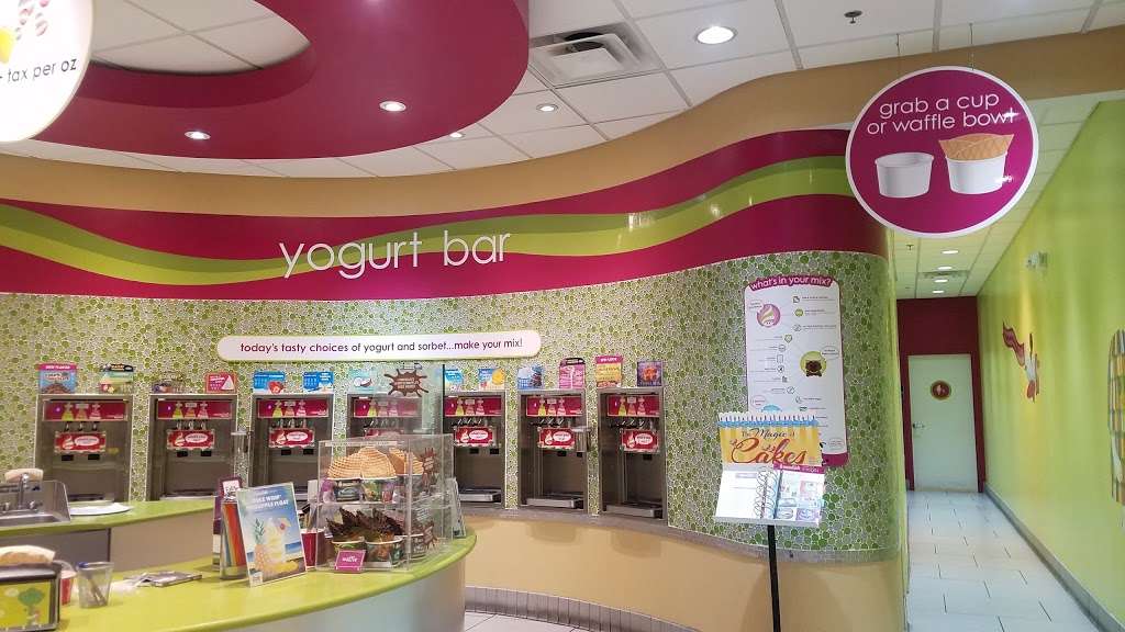 Menchies Frozen Yogurt - Parkville | 2733, 1991 E Joppa Rd #15, Parkville, MD 21234, USA | Phone: (410) 513-7050