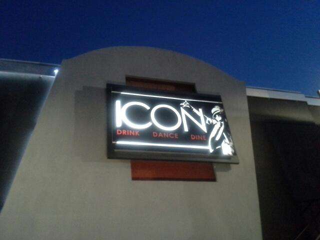 Icon Restaurant & Bar | 10333 Technology Blvd E, Dallas, TX 75220
