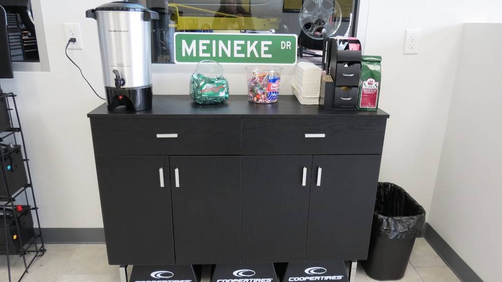 Meineke Car Care Center | 290 Curry Hollow Rd, Pleasant Hills, PA 15236 | Phone: (412) 943-7733