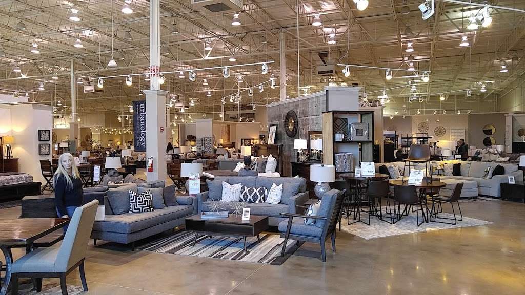 Ashley HomeStore | 11320 Carolina Pl Pkwy, Pineville, NC 28134 | Phone: (704) 369-7800