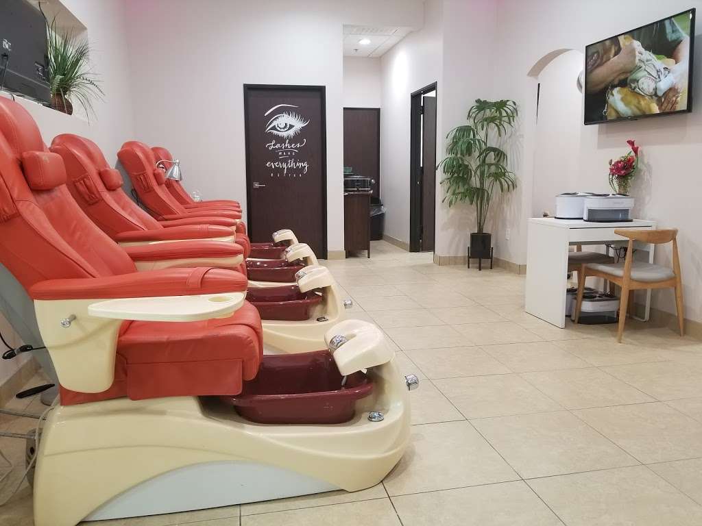 Nails & Spa of Bunker Hill | 9710 Katy Fwy suite 500, Houston, TX 77055, USA | Phone: (713) 647-0452