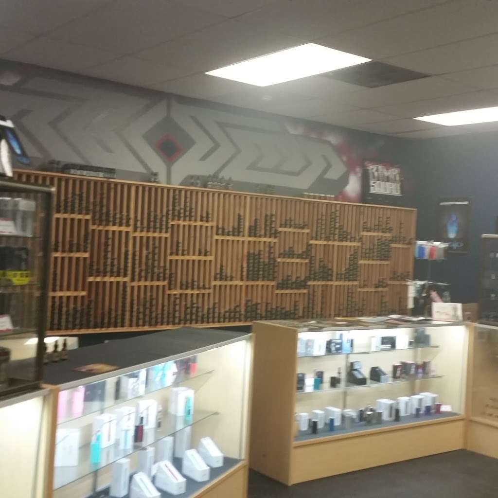 Vapor Maniacs | 18361 Bear Valley Rd #7, Hesperia, CA 92345 | Phone: (760) 881-4006