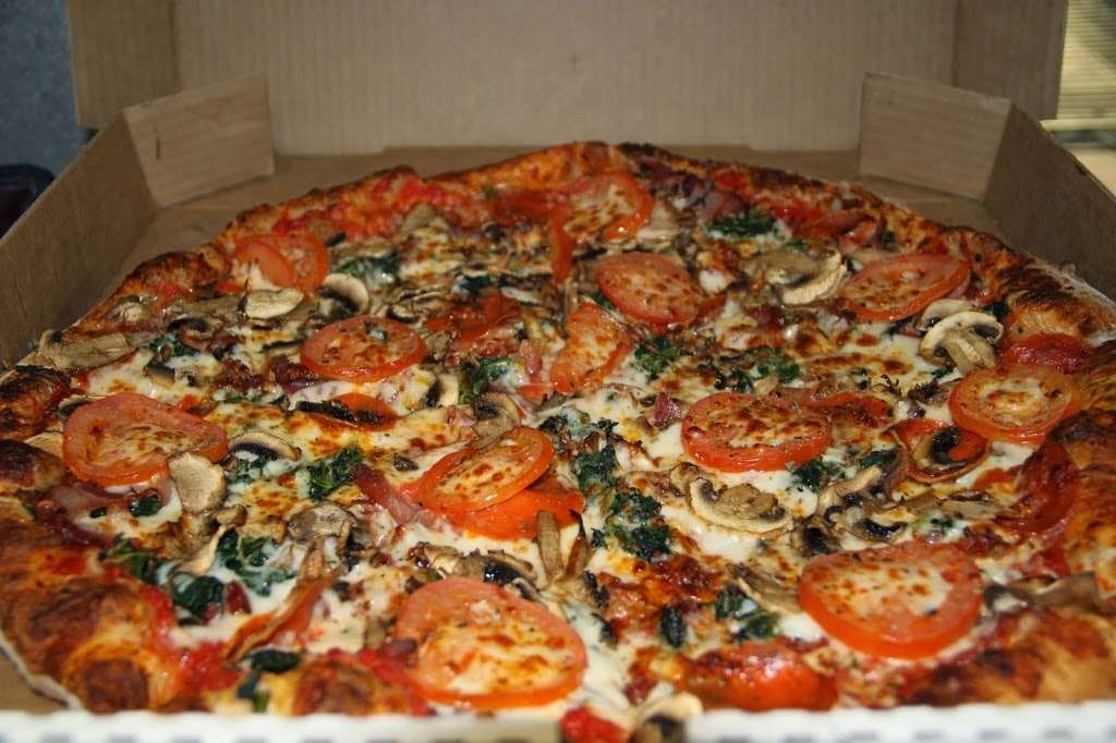 Pinks Pizza | 2726 Bissonnet St, Houston, TX 77005 | Phone: (713) 528-7465