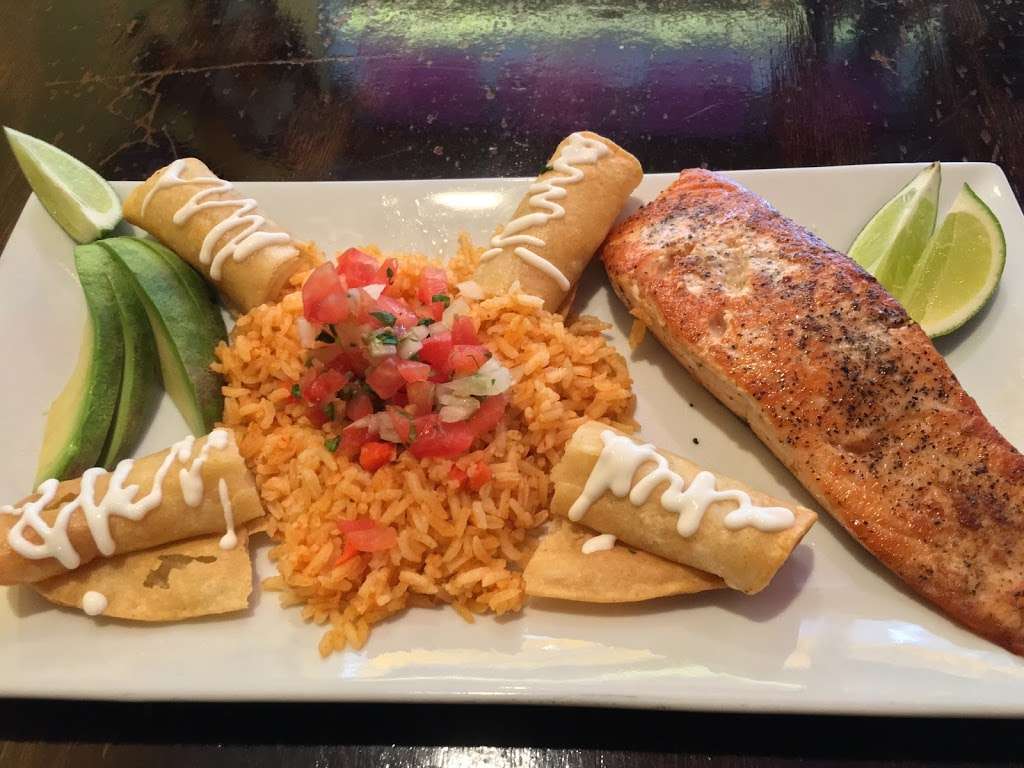 La Patrona | 812 E 149th St, The Bronx, NY 10455, USA | Phone: (718) 401-6000