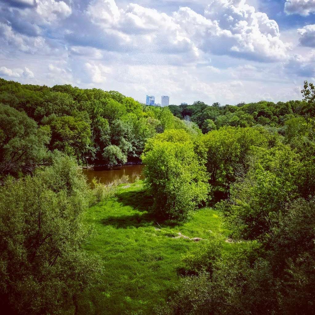 Riverside Park | 1500 E Riverside Pl, Milwaukee, WI 53211, USA | Phone: (414) 962-8809
