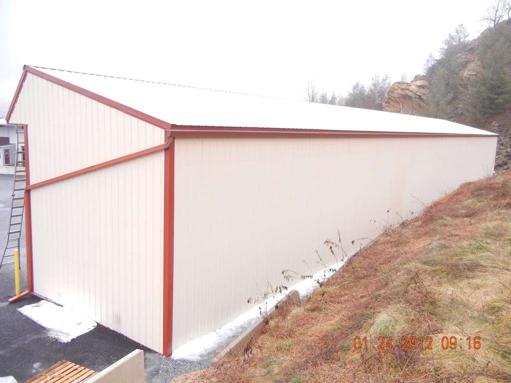 Lehigh Gap Seamless Gutter And Construction | 380 Sand Quarry Rd # 1, Palmerton, PA 18071, USA | Phone: (610) 824-4888