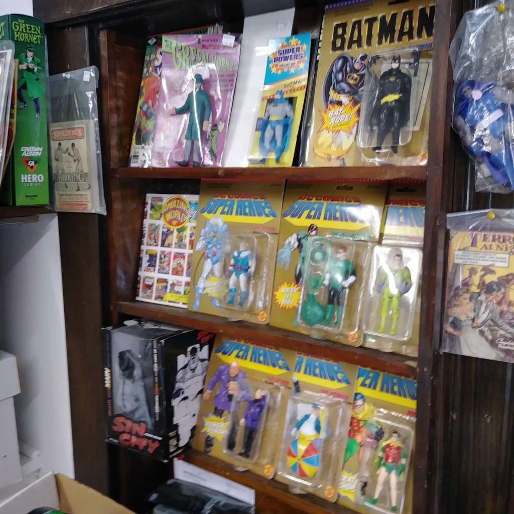 Ravens Comics, Collectibles & Books | 2016 E Southport Rd #1, Indianapolis, IN 46227, USA | Phone: (317) 787-8288