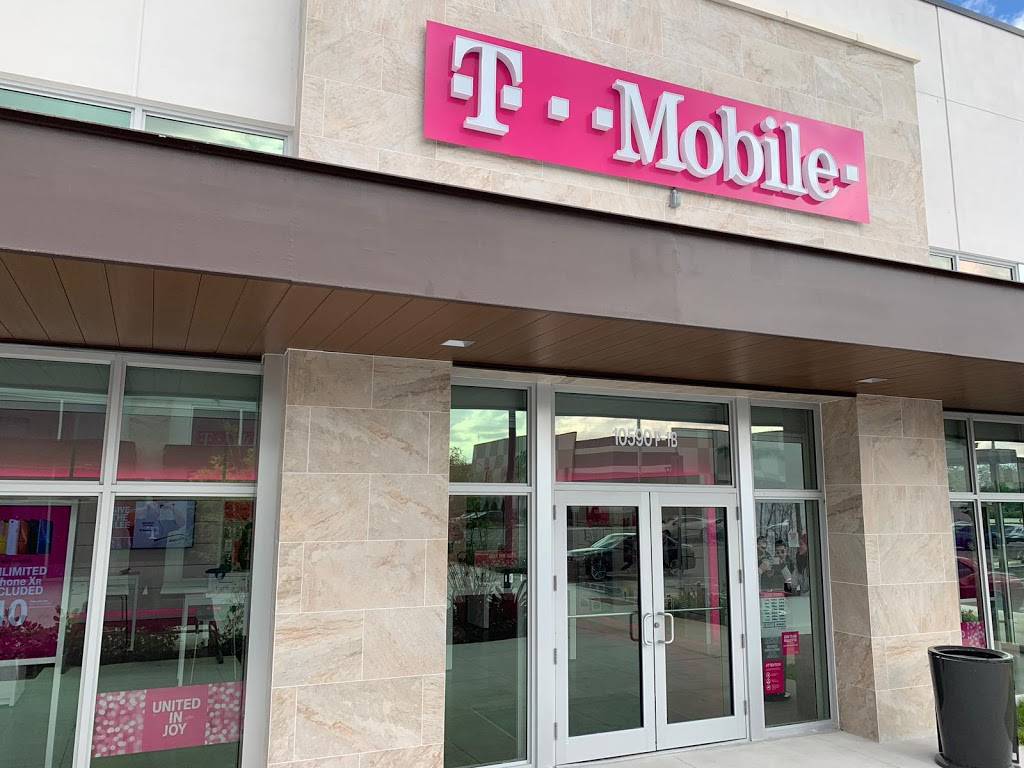 T-Mobile | 10590 Pines Blvd Suite E-102, Pembroke Pines, FL 33025 | Phone: (954) 239-7238