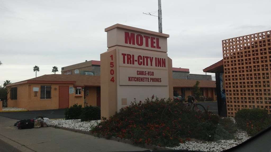 Tri-City Inn - lodging  | Photo 2 of 10 | Address: 1504 W Main St, Mesa, AZ 85201, USA | Phone: (480) 969-7241