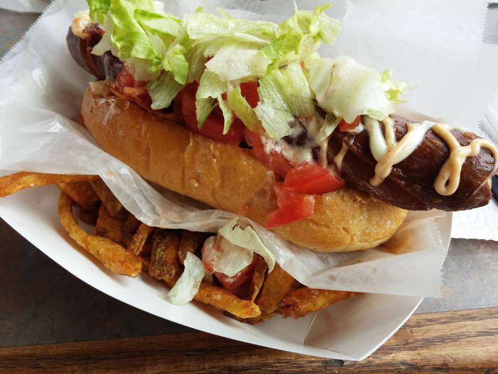 Broadway Joes Double Dog Dare You | 730 N Main St, Monticello, IN 47960, USA | Phone: (574) 870-9596