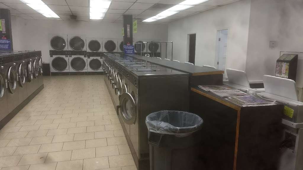 Duds and Suds Laundry | 177 NE 19th St, Grand Prairie, TX 75050, USA