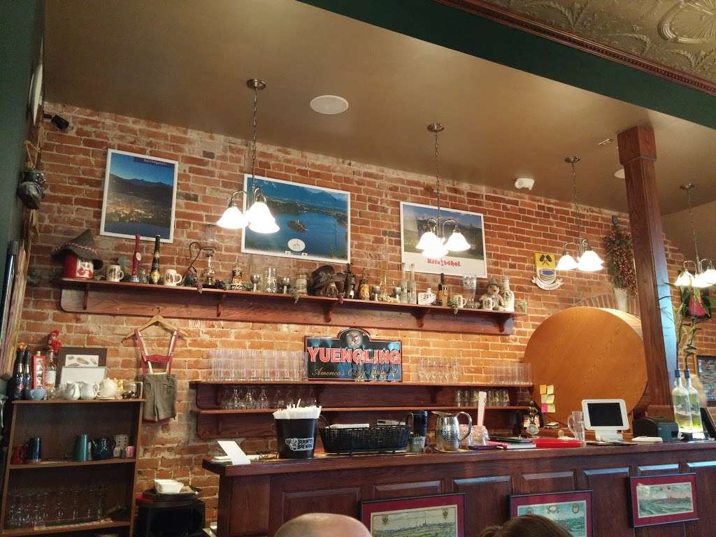 Mosers Austrian Cafe | 201 E Michigan St, New Carlisle, IN 46552 | Phone: (574) 654-0086