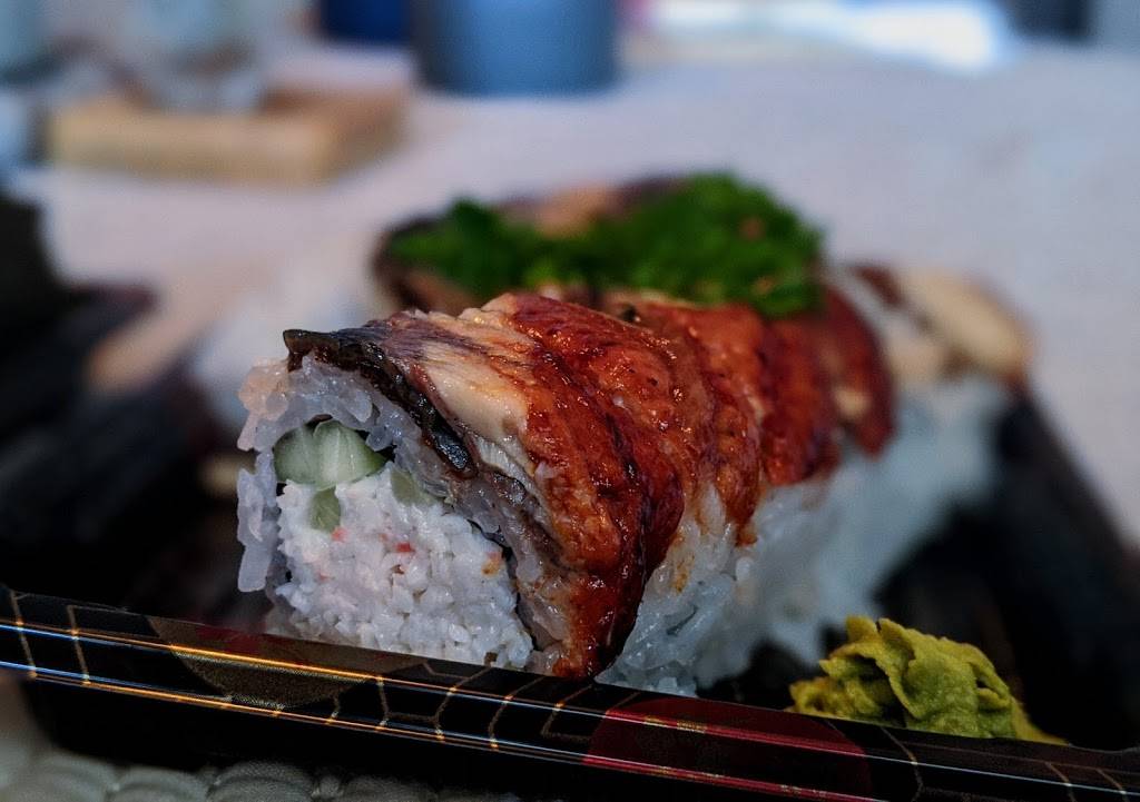 Ahi poke & roll | 11532 Telegraph Rd, Santa Fe Springs, CA 90670, USA | Phone: (562) 484-3900