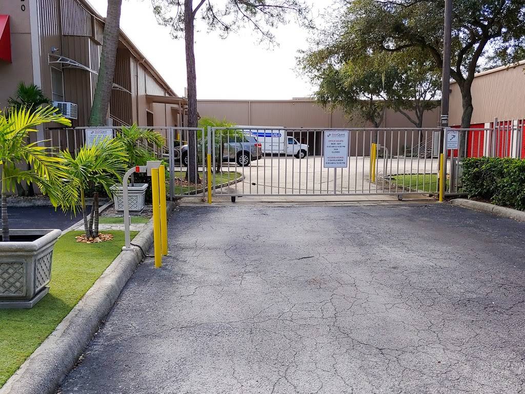 StorQuest Self Storage | 3820 W Fair Oaks Ave, Tampa, FL 33611, USA | Phone: (813) 551-0620