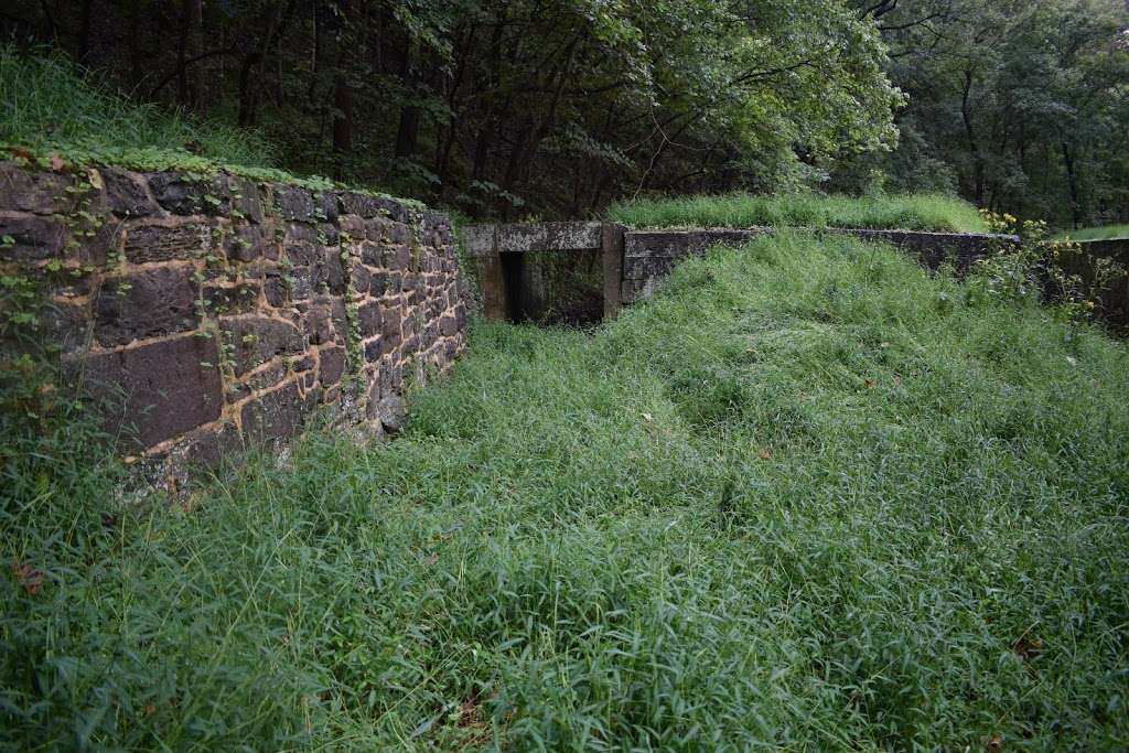 C&O Canal Lock 39 | Chesapeake and Ohio Canal Towpath, Sharpsburg, MD 21782, USA | Phone: (301) 739-4200