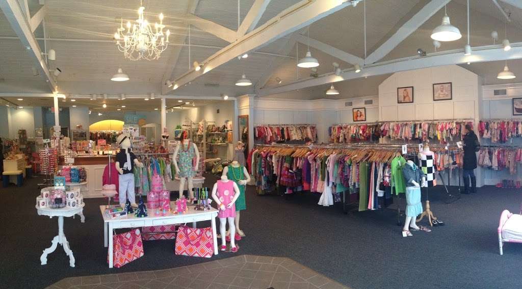 Buttons & Bows | 448 Great Rd, Acton, MA 01720, USA | Phone: (978) 263-8008