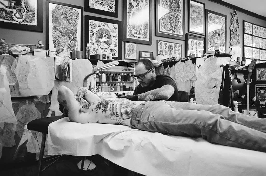 Right Coast Tattoo | 205 Coastal Hwy #4, Fenwick Island, DE 19944, USA | Phone: (302) 539-2828