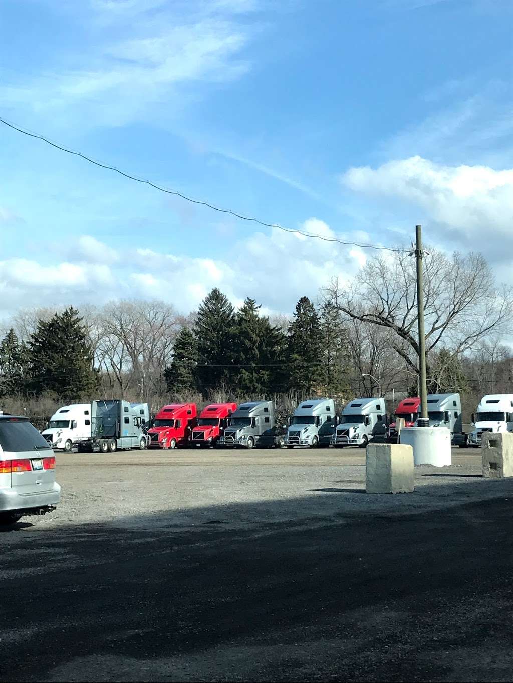 Chicago Truck Parking | 12300 New Ave, Lemont, IL 60439, USA | Phone: (855) 500-7275