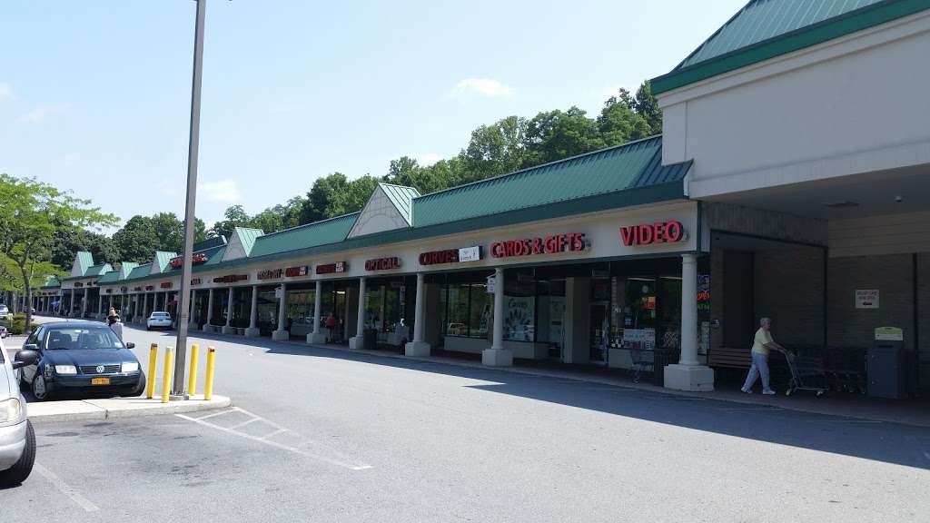 CVS Pharmacy | Rose Hill Shopping Center, 660 Columbus Ave, Thornwood, NY 10594, USA | Phone: (914) 769-1834