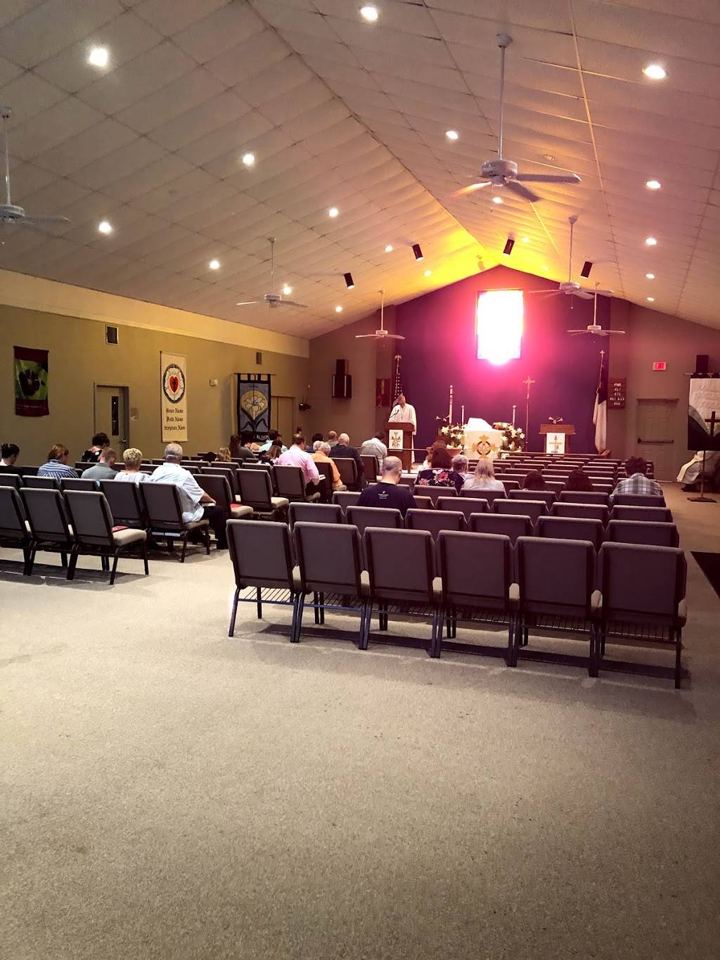 Christ the King Lutheran Church | 11421 Big Bend Rd, Riverview, FL 33579, USA | Phone: (813) 677-1332
