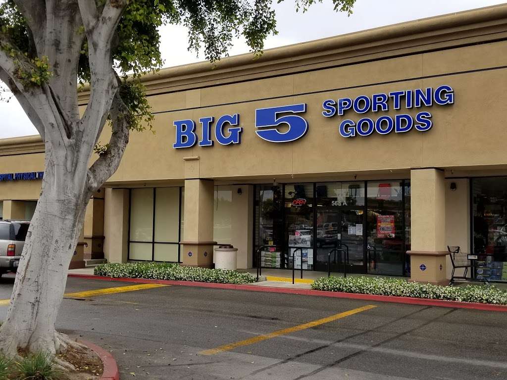 Big 5 Sporting Goods | 568 W Main St, Santa Paula, CA 93060, USA | Phone: (805) 933-2300