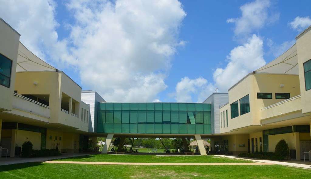 The Pine School | 12350 SE Federal Hwy, Hobe Sound, FL 33455, USA | Phone: (772) 675-7005