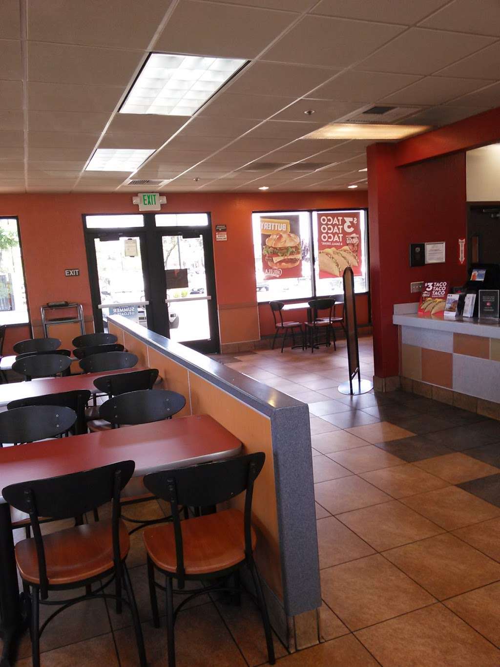 Jack in the Box | 2185 Main St, Oakley, CA 94561, USA | Phone: (925) 625-5931