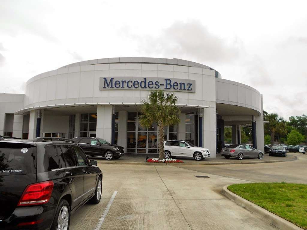 Mercedes-Benz of Clear Lake | 500 Gulf Fwy S, League City, TX 77573, USA | Phone: (281) 554-9100