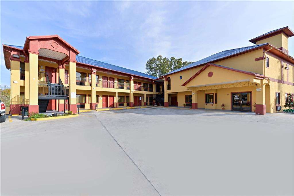 Americas Best Value Inn & Suites - Downtown Houston | 2536 North Fwy, Houston, TX 77009, USA | Phone: (713) 692-2300