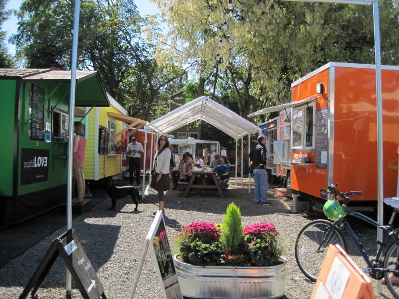 Piknik Park Food Cart Pod | 1122 SE Tacoma St, Portland, OR 97202 | Phone: (630) 839-0329