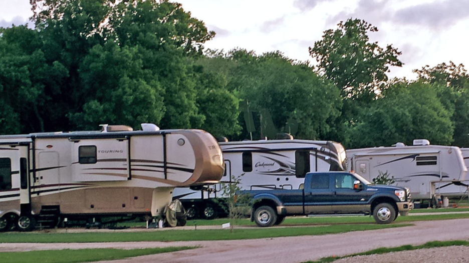 Hidden Valley RV Park | 5706 Coleman Way, Von Ormy, TX 78073, USA | Phone: (210) 623-6737