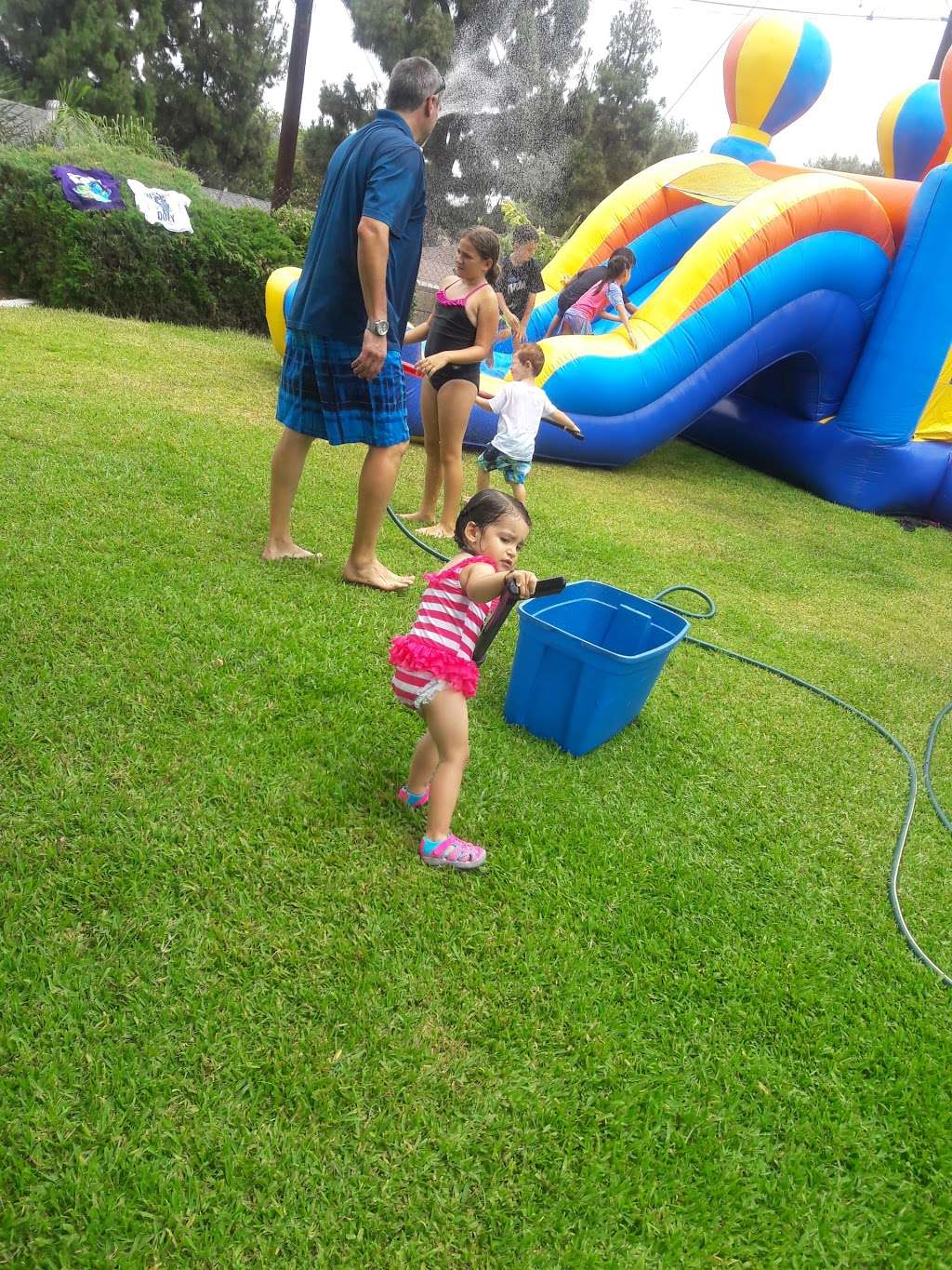 La Mirada City Gardenhill Park | 14435 Gardenhill Dr, La Mirada, CA 90638, USA | Phone: (562) 941-6621