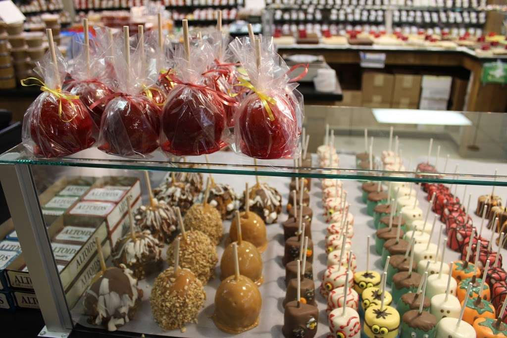 E & A Candies | 9654, 3614 Old Philadelphia Pike, Gordonville, PA 17529, USA | Phone: (717) 823-1883